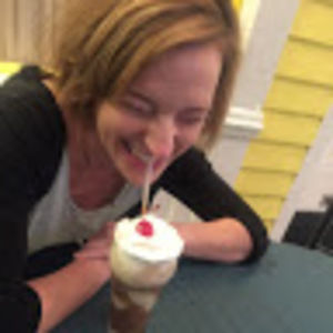 Meet your Posher, Laura